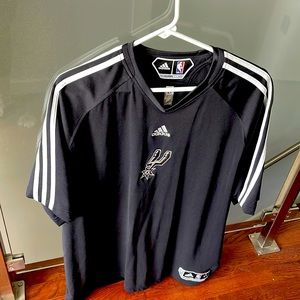 Spurs Dry fit jersey black & white size LT for a large and tall male